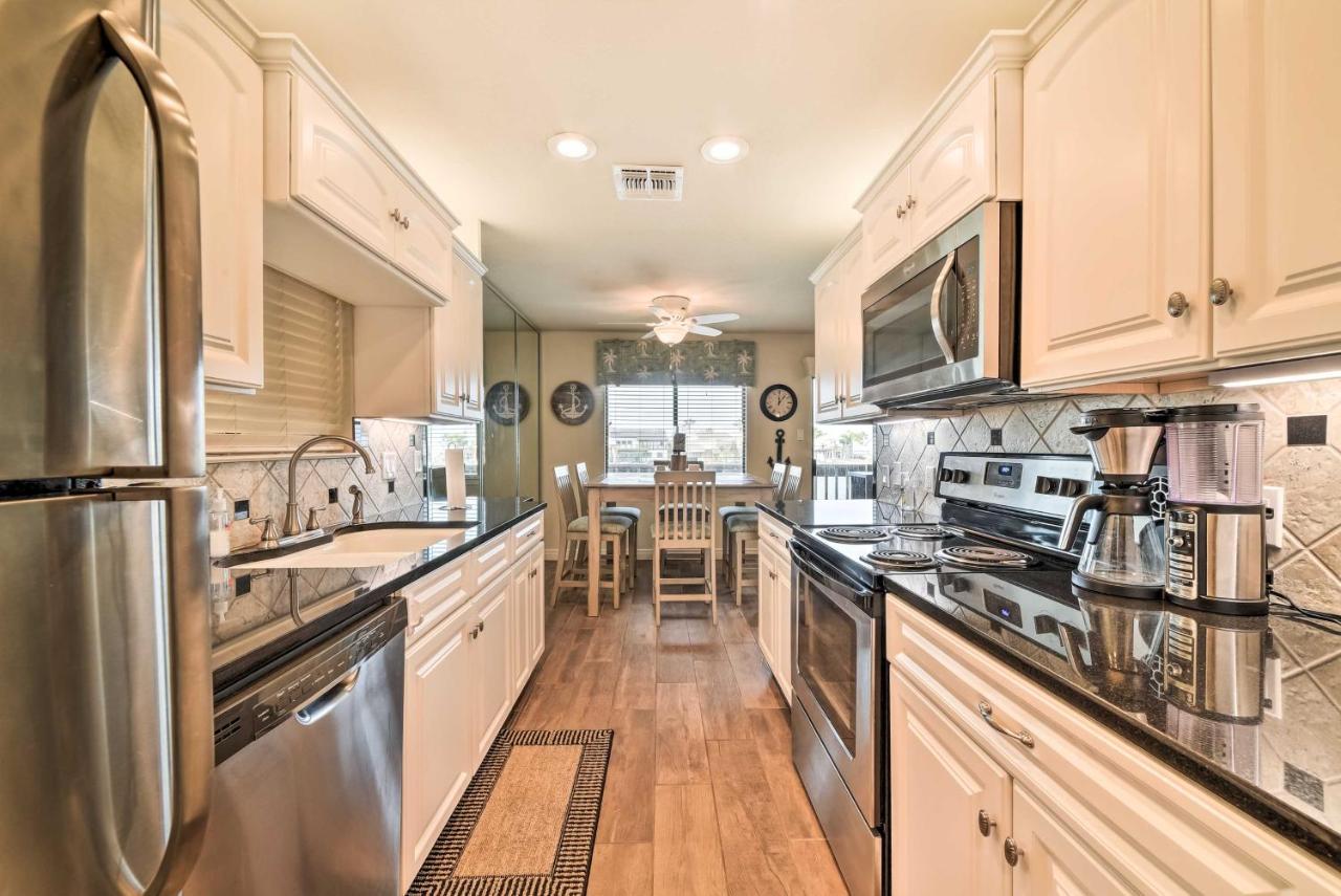Bright And Breezy Condo, 2 Mi To Whitecap Beach! Corpus Christi Exterior photo